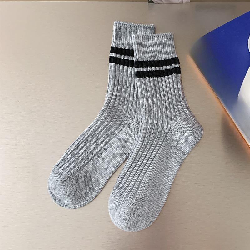 Female Autumn and Winter Stripe Color Bump Thick Line College Wind Tube Stack Socks