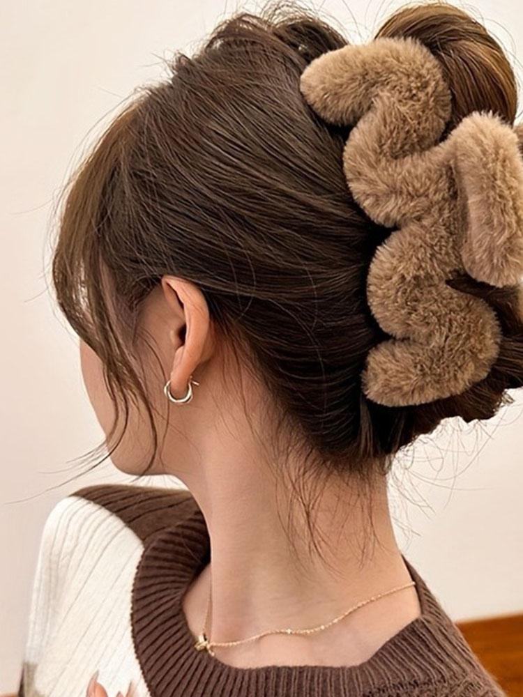 1pc Soft Cute Fluffy Hair with Colorful Autumn Winter Fashion Clips Women's Daily Curly Hair Warm and Versatile Decoration