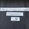 Emblema Auto 3D Lettere Decorative per Bagagliaio Posteriore Accessorio per Porsche Panamera Cayman Boxster Cayenne Macan GTS Taycan Turbo
