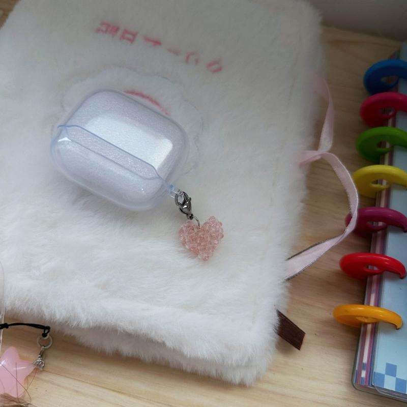 Fashionable Pendant for Furniture Stylish Crystal Heart Keychain Heart shaped Pendant for Home and Car Decorations