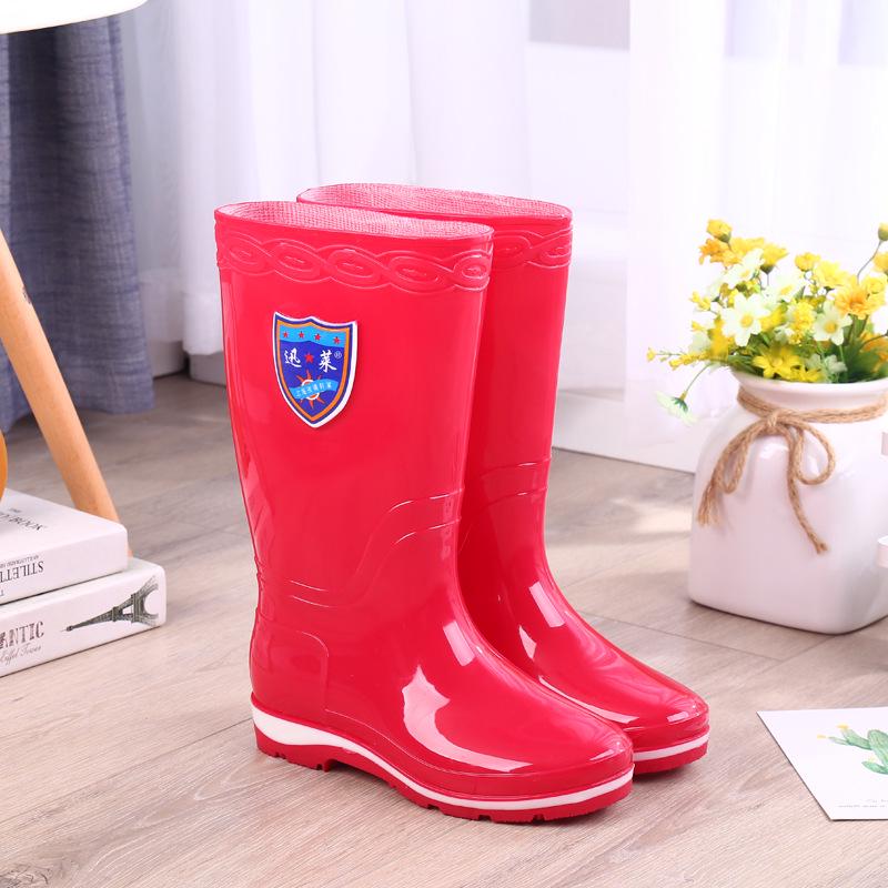 Women's Non-Slip Mid-Tube Rain Boots - Fashionable, Wear-Resistant, Waterproof Footwear for Kitchen and Outdoor Use