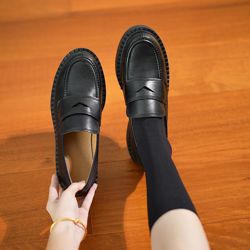 Commuter loafers small leather shoes British retro style thick heel single shoes women 2025 handmade shoes thick heel loafers women