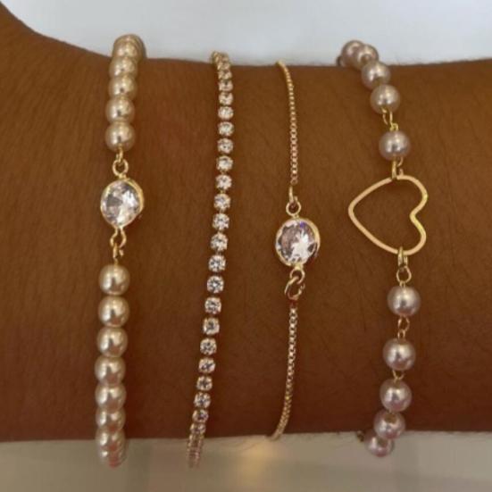 4 ks Luxusní náramky Kamínky Srdce Sady šperků Drobné Duté Perlové náramky Dárky pro