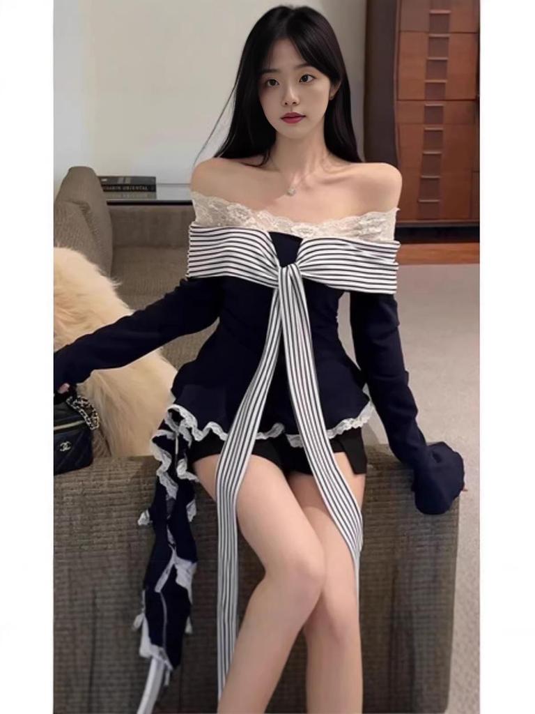 French Lace Patchwork Off-Shoulder Long-Sleeve T-Shirt for Women, Autumn Sweet Style, Stripe Color Block, Lace-Up Top