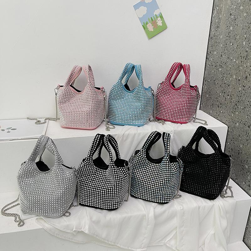 Chain Sewing Solid Colors CHAINS Versatile Crossbody Bag New Designer Luxury Simple Fashion Soft Women Shoulder Bags