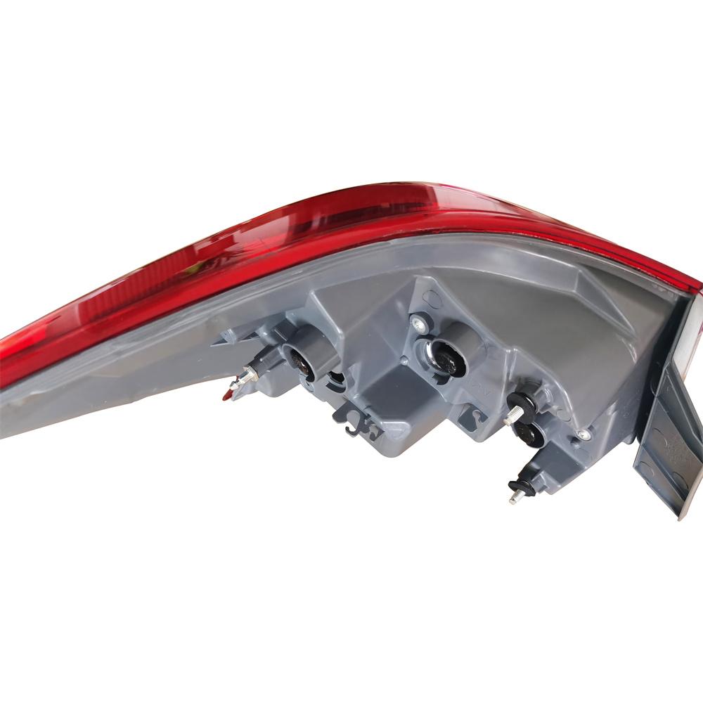 Tail Light Taillamp Right Outer Passenger RH For 2013 2014 2015 Nissan Sentra 11-6549-00-1 265503SG0A 315-1979R-AF