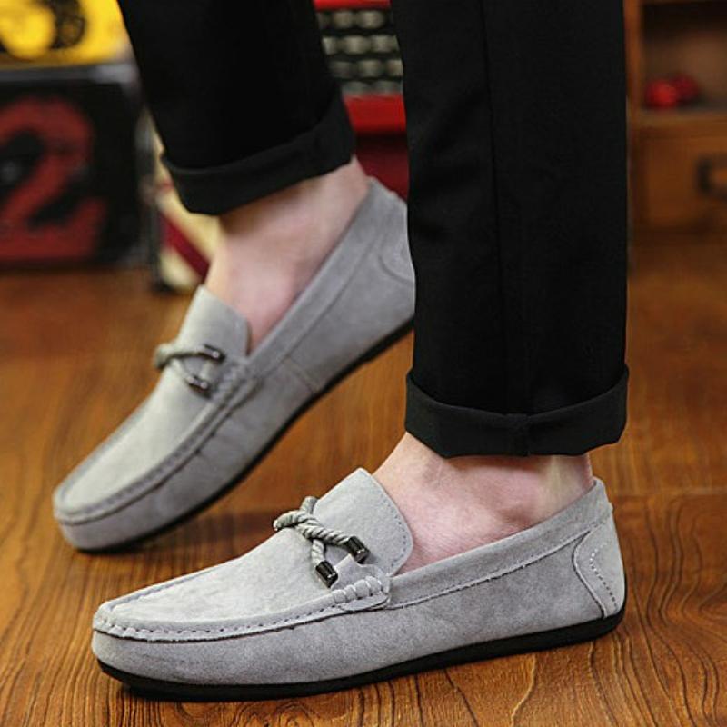 Fashion Men Loafers Business Shoes Suede Leather Soft Sole Male Casual Shoes Retro Flat Dress Shoes Moccasins Designer Slip on Men Shoe