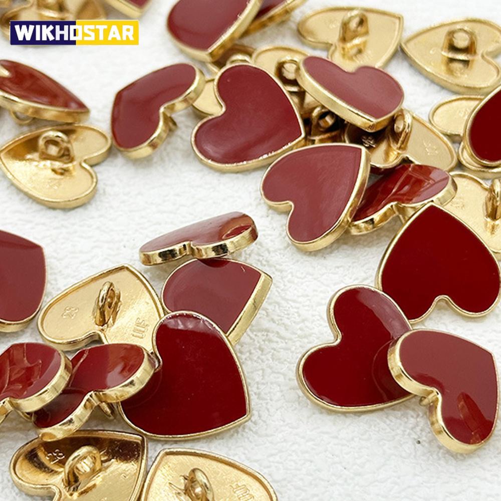 10 peças 15mm/18mm/20mm Botões Coração Vermelho Fivelas de Metal Para Suéter de Inverno Feminino Casaco Suprimentos DIY Costura de Roupas Trabalho Manual Decorativo