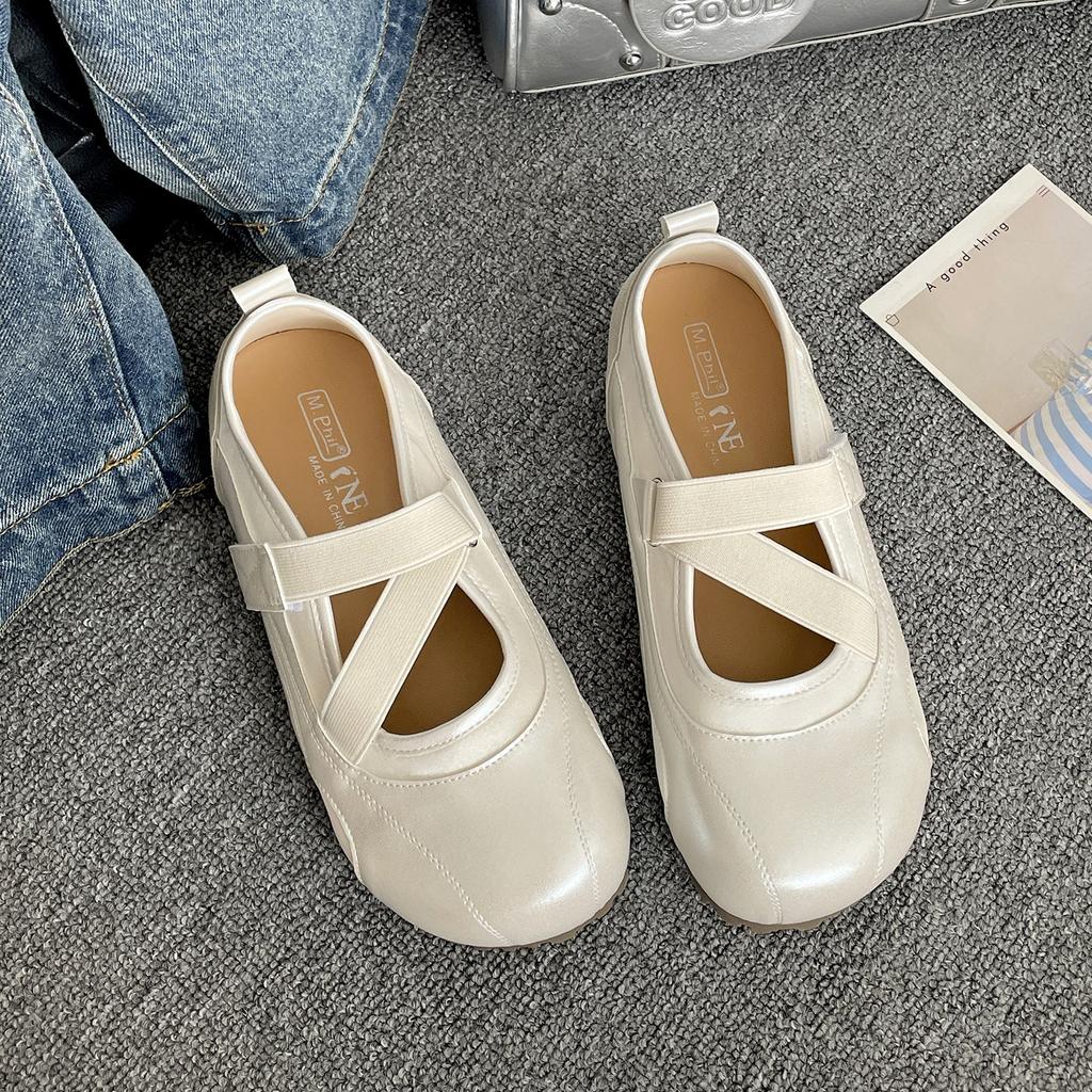Queen Fan White Retro Flat Bottom Shallow Mouth Height Increasing Single Shoes Women's Summer 2025 New Skirt Mary Jane Shoes