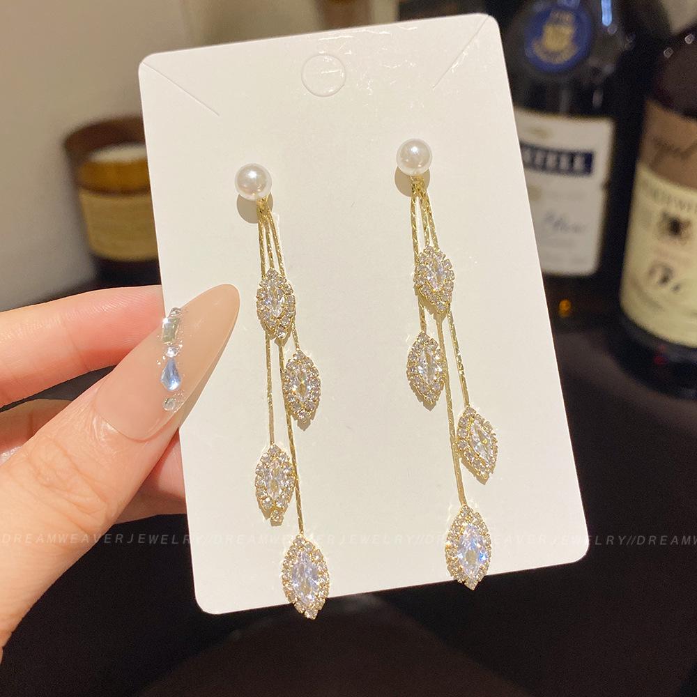 925 Sterling Silver Full Diamond Tassel Earrings – High-End European & American Style, Super Shiny, Luxurious Ear Jewelry for Women.