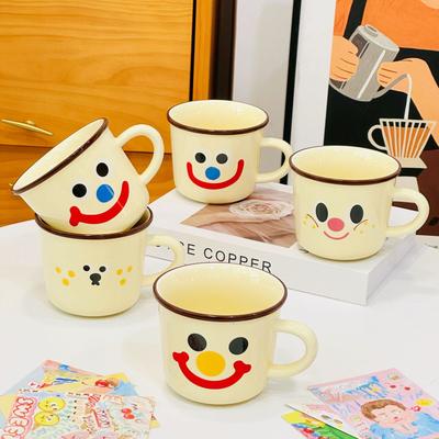 Lächelndes Cartoon-Gesicht mit Deckel, Spiegelbecher, niedlich, hohes Aussehen, großes Fassungsvermögen, kleines Geschenk, Keramikbecher für Mädchen, Büro-Wasserbecher