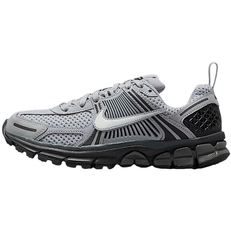 Nike Women's Vomero 5 Running Shoes