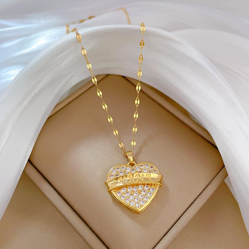 Titanium Steel Love Mother Light Luxury Banquet Wedding Necklace Female Versatile Collarbone Chain Titanium Steel Chain