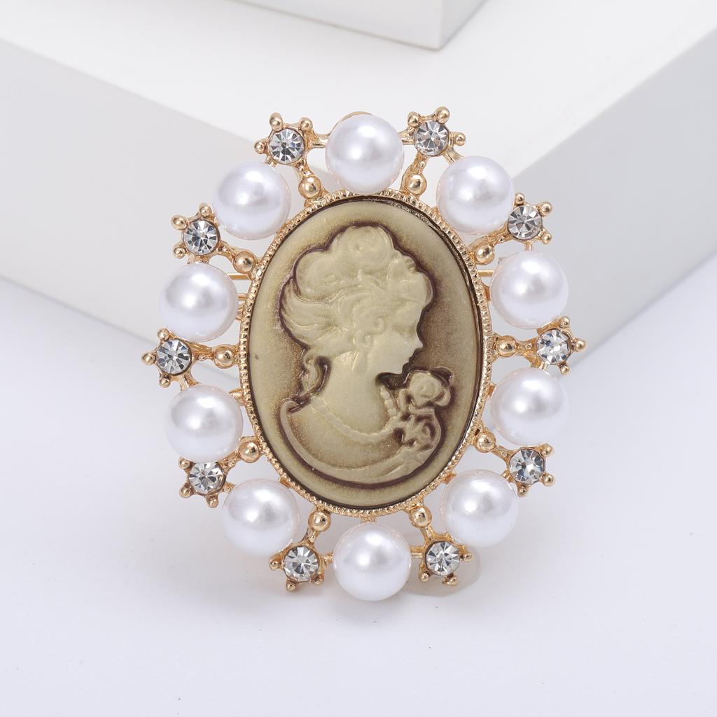 Pearl Beautiful Girl Head Brooches for Women Enamel Ladies Figure Pins Event Funny Luxury Gifts New Year Friends Decoration