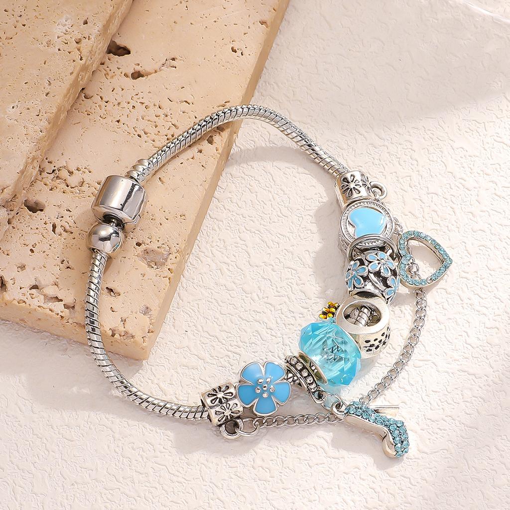 1 Women's Pan Family DIY Multi Element Bracelet with Diamond High Heels Peach Heart Pendant and Snake Bone Chain Bracelet
