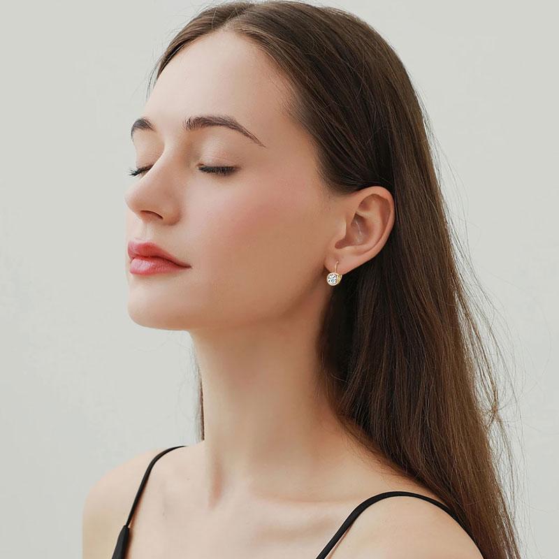 10K Solid Yellow Gold Ear Huggies with Certificate Moissanite Earring Hoop Clip Earring Wedding Wedding Banquet Fine Jewelry New