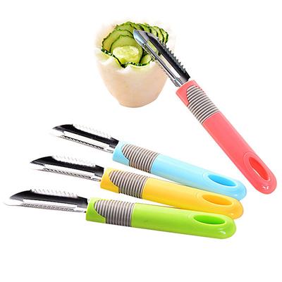 Pelador de frutas y verduras creativo de colores aleatorios, herramientas multifunción para la cocina.