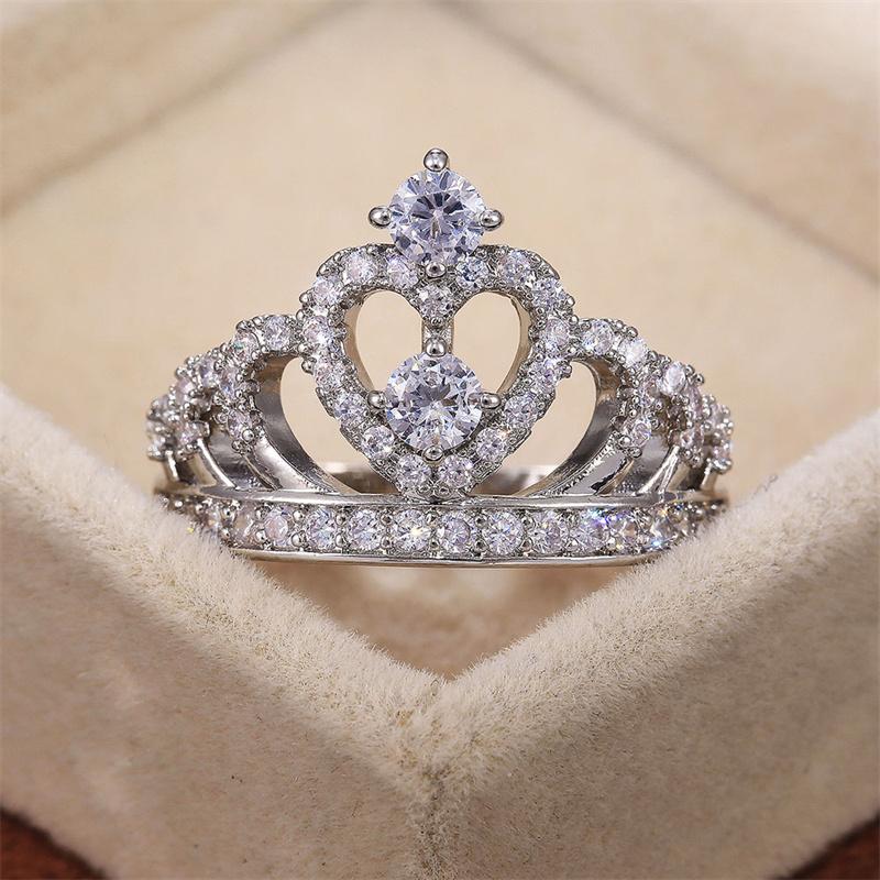 Huitan  Fancy Crown Women Ring Best Anniversary Girl Gift Elegant Female Dance Party Trendy Jewelry Rings