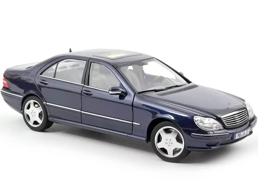 NOREV S55 AMG 00 Metallic Blue Scale Model 183817 Mercedes-Benz 1/18