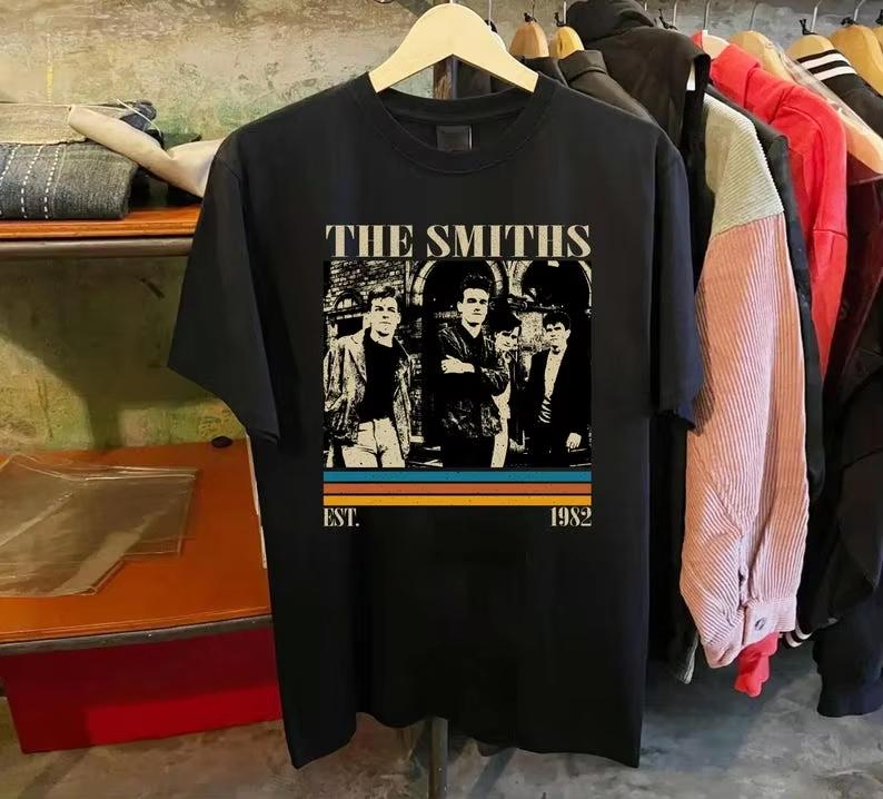 Unisex Casual Striped Vintage Distressed T Shirt With Retro Group Photo Of The Smiths The British Indie Rock Band T-Shirt S