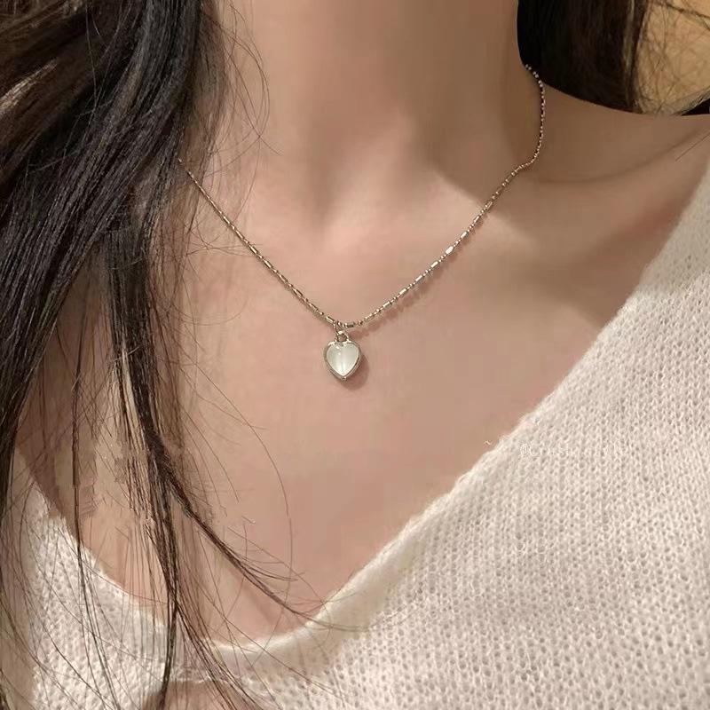Korean Fashion Zircon Teardrop Necklace - Elegant and Minimalistic Clavicle Jewelry for Women
