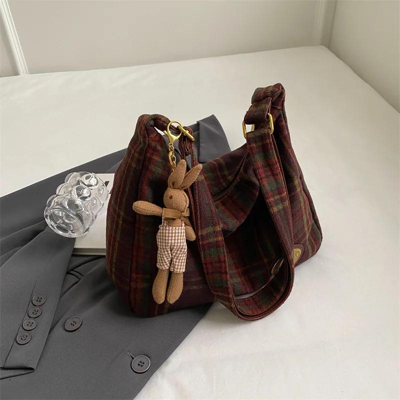 

Checkered Gingham Women s Crossbody Bags Woolen Plaid Female Shoulder Bags Retro Trendy Ladies Large Handbags with Pendant