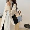Trendy Shoulder Tote Bag For Women Ideal For Commuting With Spacious Design