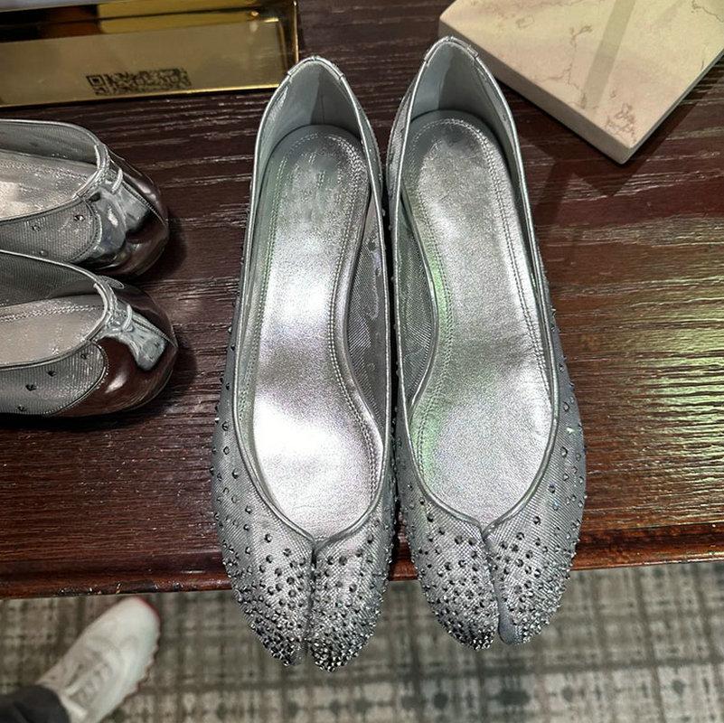 Fashion A Niche Toe Separation Ballet Shoe For Women In 2025, A Stylish And Versatile Casual Mary Jane Shoe For Summer Outings