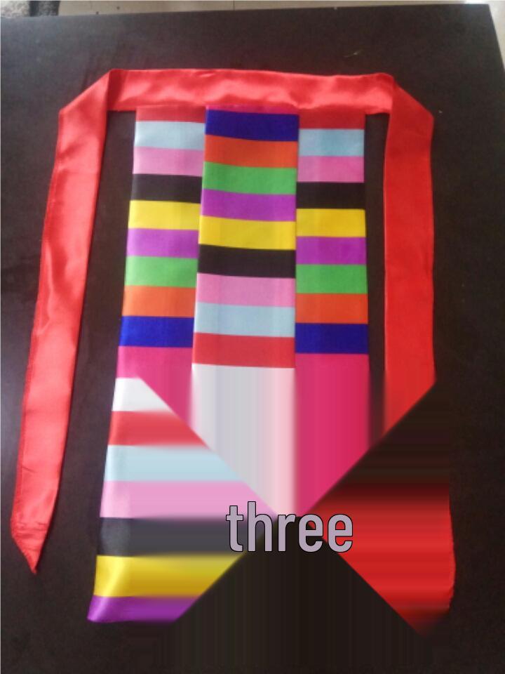 Tibetské etnické dámské vlasové doplňky: Květinové pokrývky hlavy a šperky