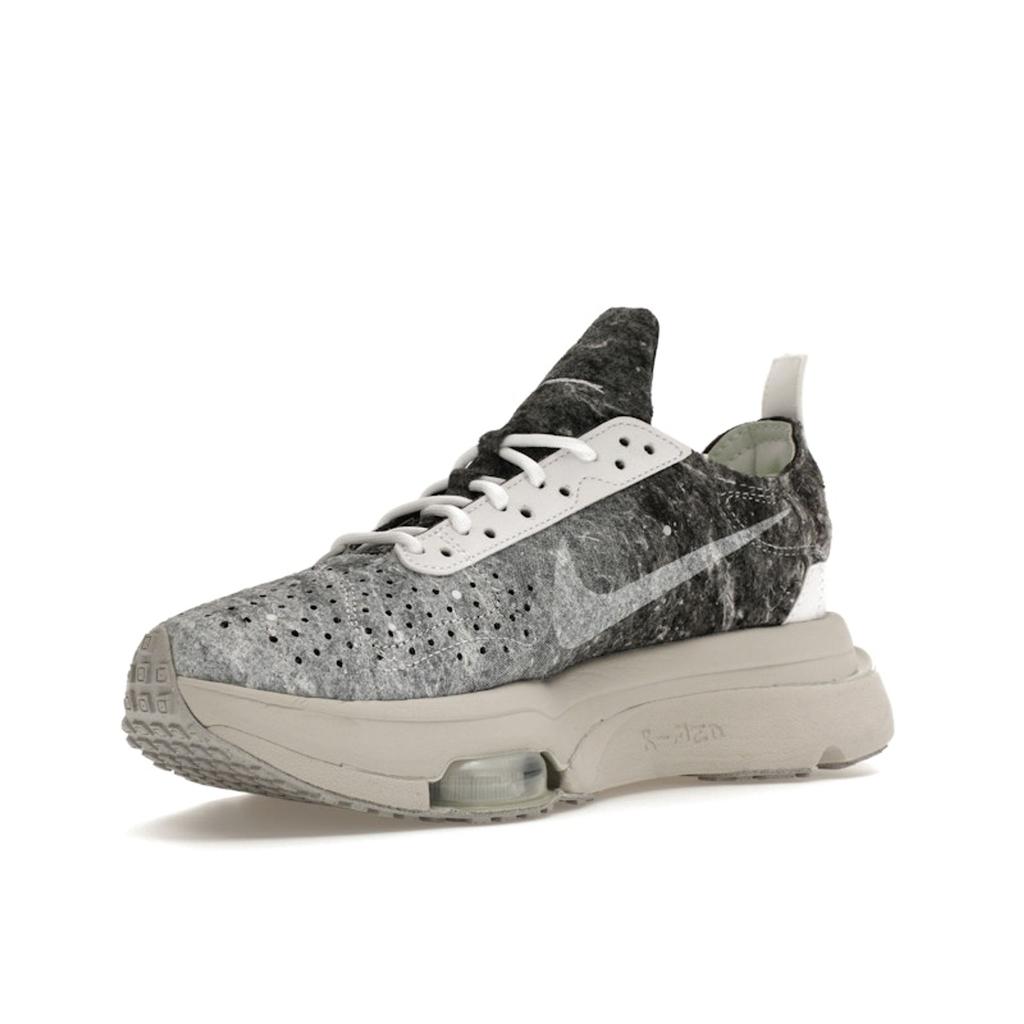 Nike Baskets Air Zoom-Type SE Recyclées pour Femmes Noir Blanc Os Clair DD2947-100