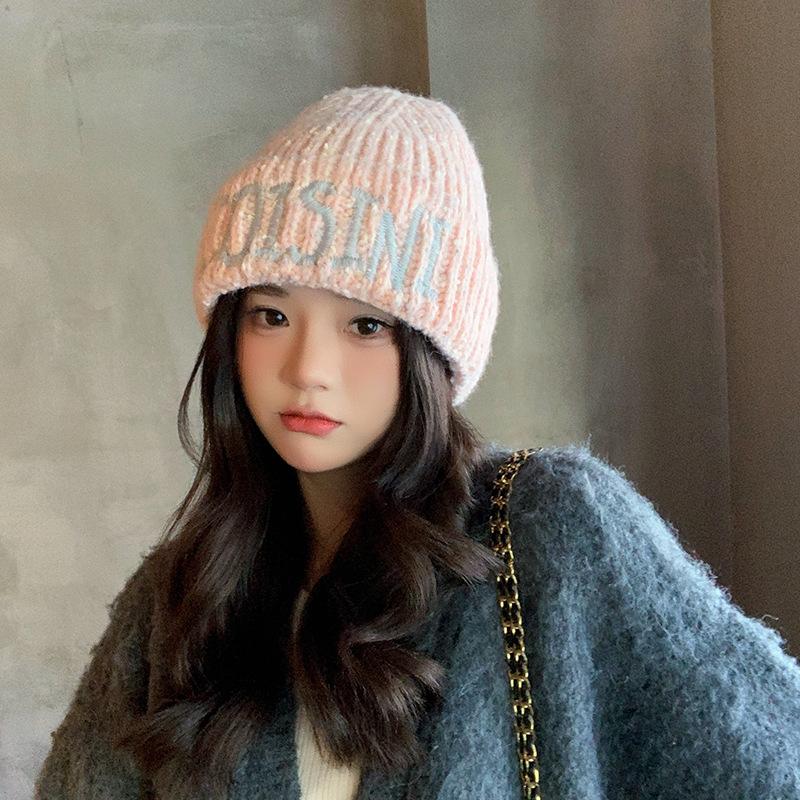 

Letter knitted hat women s autumn and winter big head circumference warm ear protection wool hat students versatile face small cold hat 56-60CM