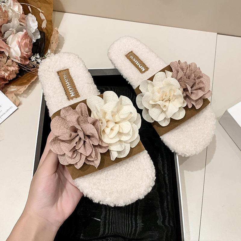 French Flat-bottomed Flower One-word Slippers Women's Shoes Autumn and Winter Wear 2025 New Velvet Fashion Cotton Slippers