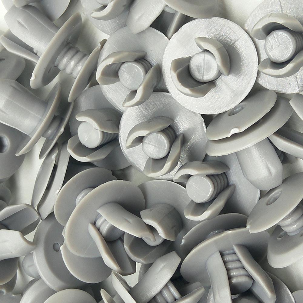 Pack of 100 Hood Insulation Clips for BMW: 1, 3, 5, 6, 7 Series, X1, X3, X5, X6, Z4 (B117)