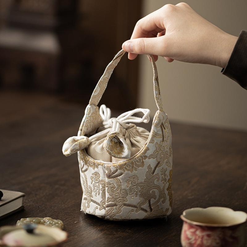 Brocade master cup storage bag Zisha pot protective bag Thickened premium travel portable bag Tea ceremony special tea