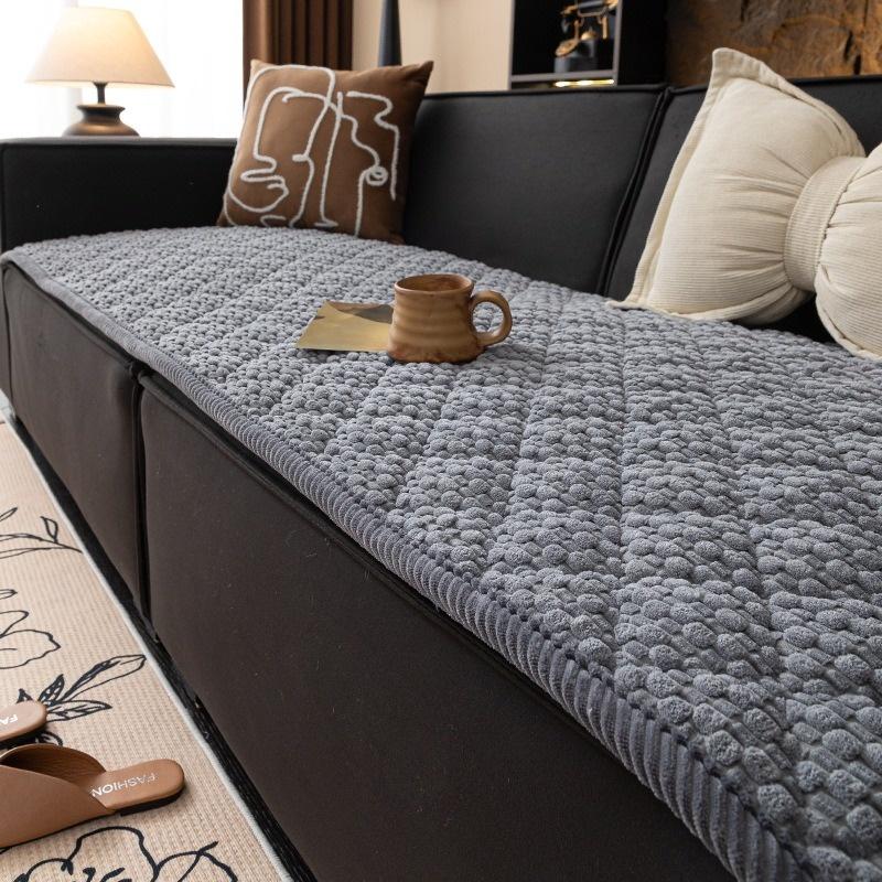 Minimalistischer Extra Dicker Plüschstoff Sofa Schutzbezug Wintersaison Isolierte Sofa Polster Schutz Rutschfester Skandinavischer Stil Sofas Matte für Wohnzimmer A 70x70cm 1pc