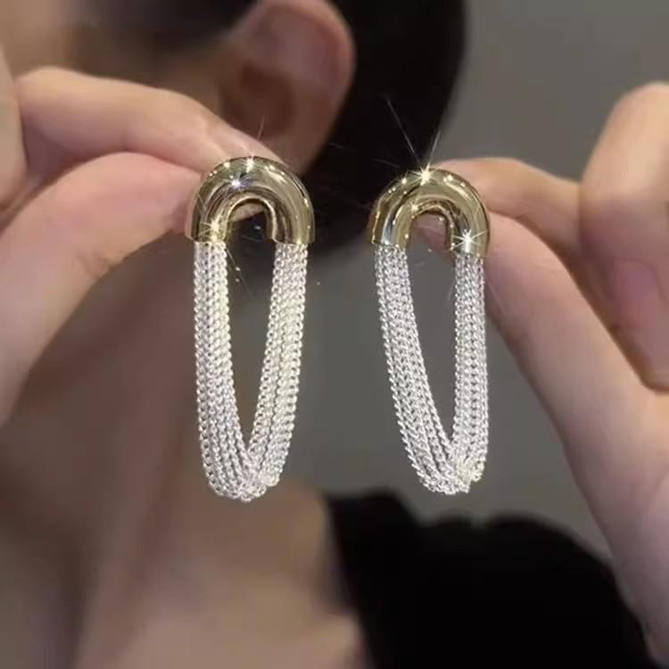 New Fashion Trend Unique Design Elegant Exquisite Light Luxury Long Tassel Earrings Female Jewelry Party Premium Gift Wholesale
