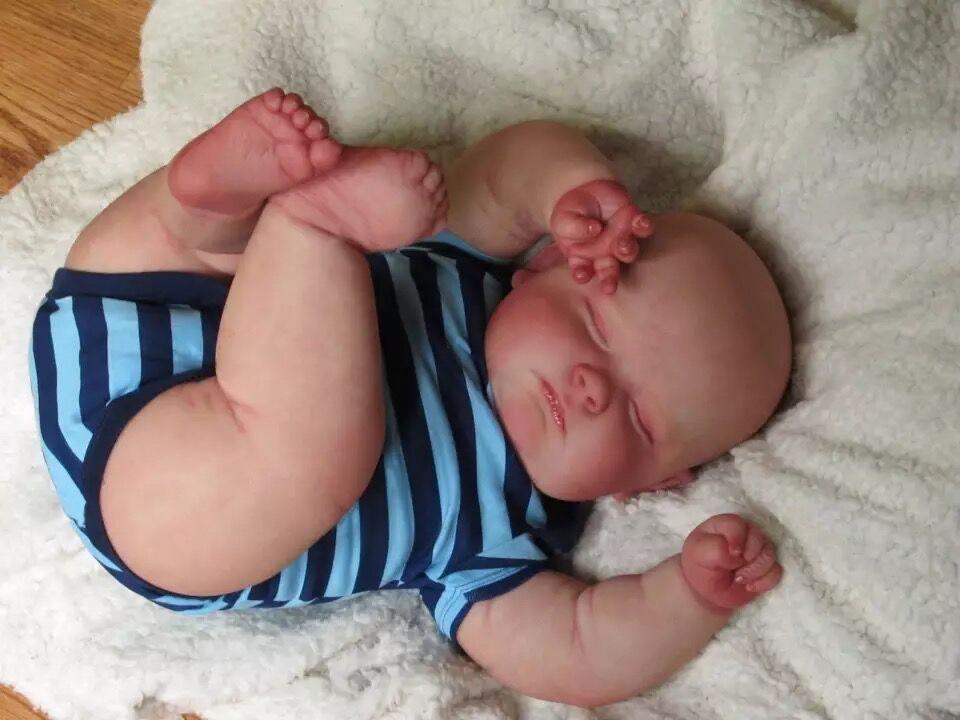 50cm Full Glue Chubby Bald Reborn Baby Doll Simulation 50 cm Cloth Body