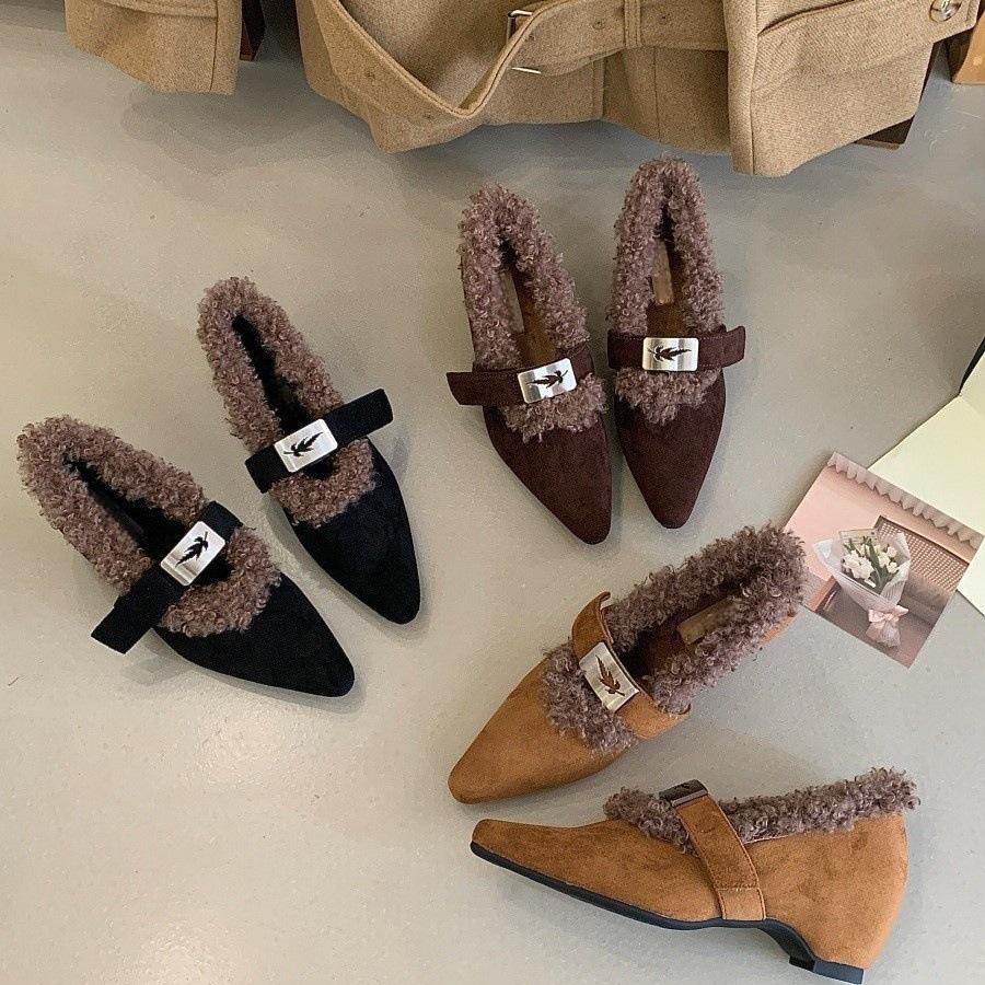 Korean version of pointed suede metal buckle with Mary Jane shoes autumn and winter fluffy light mouth single shoes