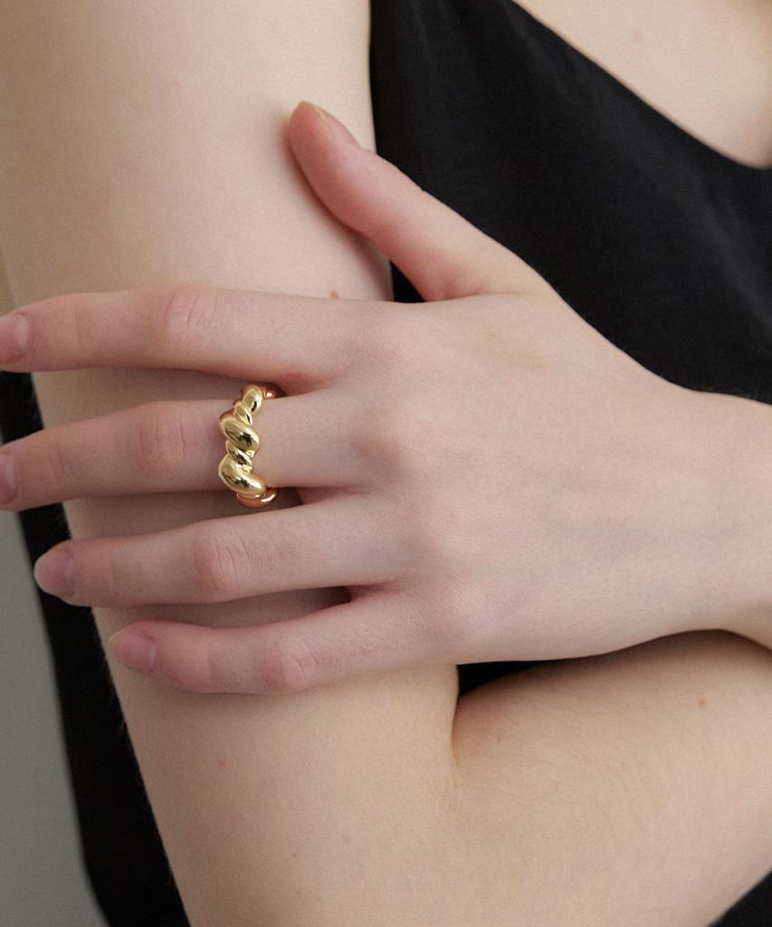 Halden Bold Twisted Ring (R020_Gold)
