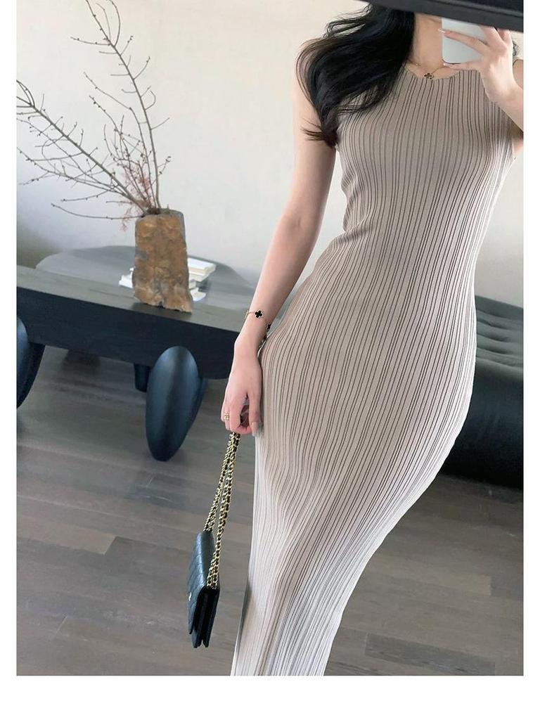 2025 Summer Slimming Knitted Sleeveless Mid-Length Dress for Women