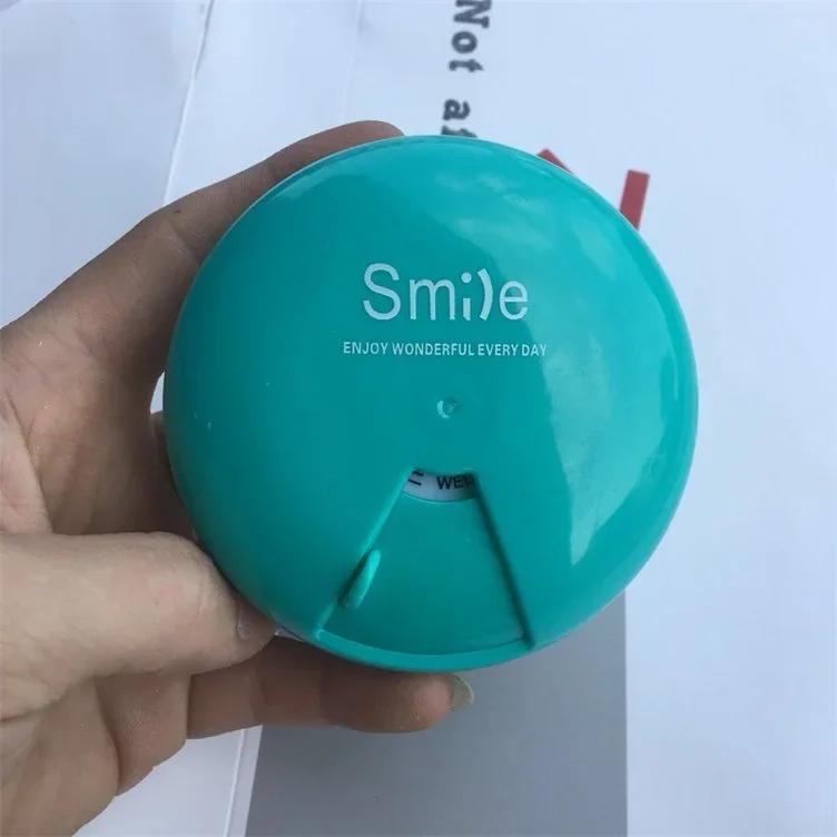 Tragbarer Tablettenschneider Teiler Aufbewahrungsbehälter Wöchentlich Drehbar 7-Tage Pillenbehälter Organizer Medikamentenbox Schneider Pillendose