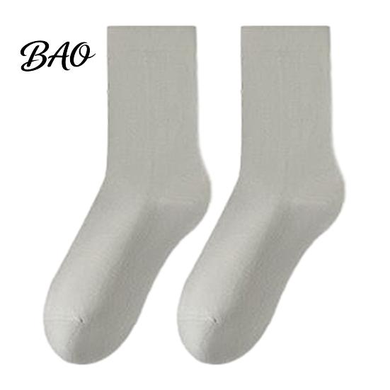 Versatile Commuter Style Socks Crew for Women, Solid Color Mid-calf Socks, Non-binding Loose Fit Daily Yoga And Sports, Comfortable Breathable Casual