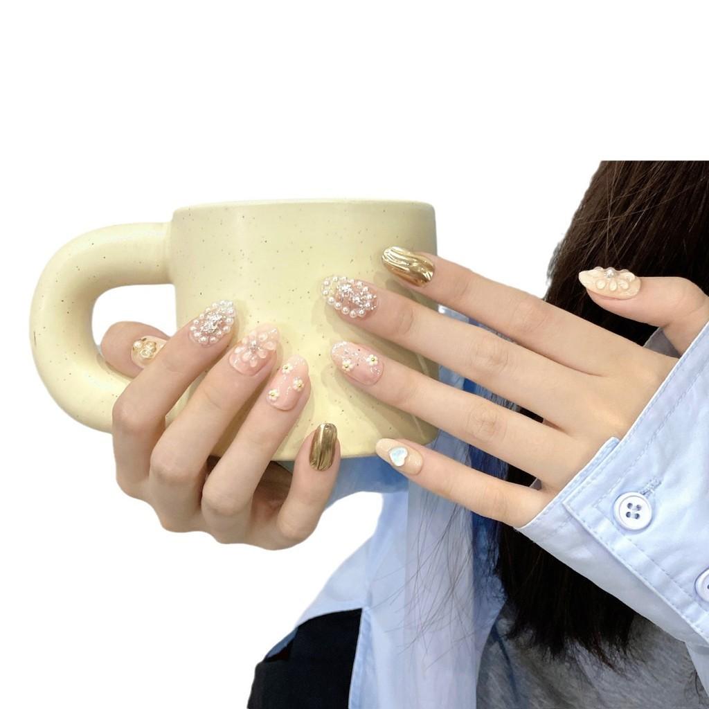 HANDMADE Artificial Nail Gold Foil Water Drop Flowers Gentle Medium Round Phototherapy Nails Fake Nails Reusable and Removable Nails