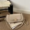 Modische Achseltasche Elegant und Schlicht Leichter Luxus Retro Einzelne Schulter Crossbody Kleine Tasche