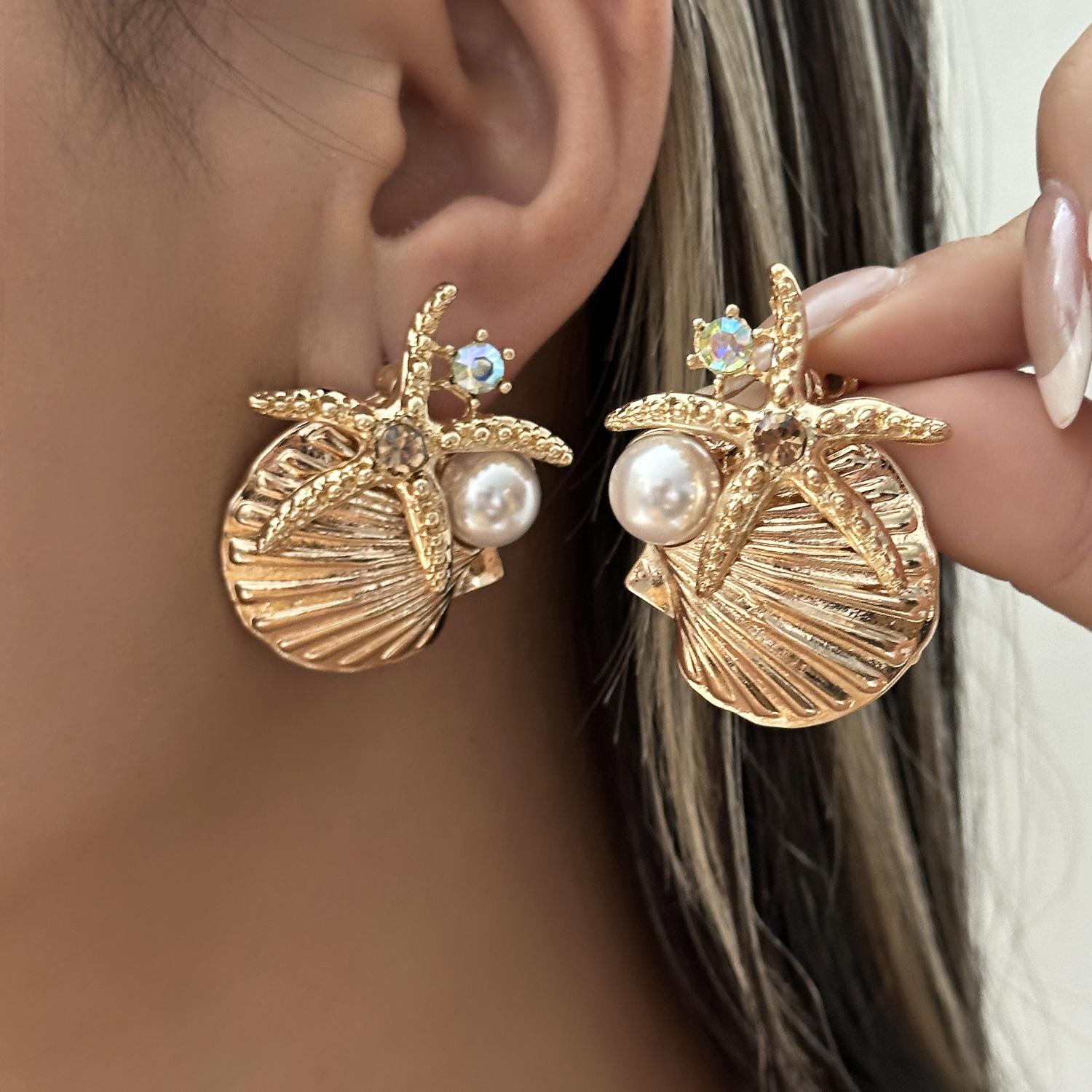Vintage Ocean Inspired Jewelry Set for Women Exaggerated Metal Enamel Starfish Shell Coral Simulated Pearl Necklace Bracelet