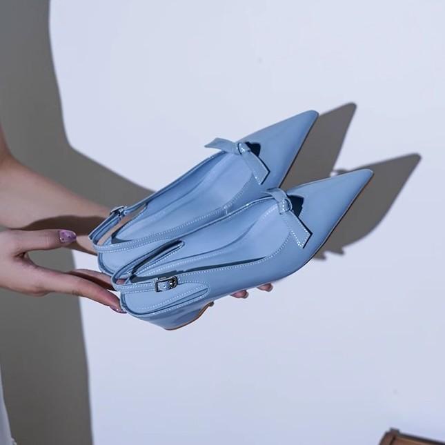 Sheepskin version~ pointed bow sandals women's inner height increase empty French light mouth temperament Mary Jane bag head sandals