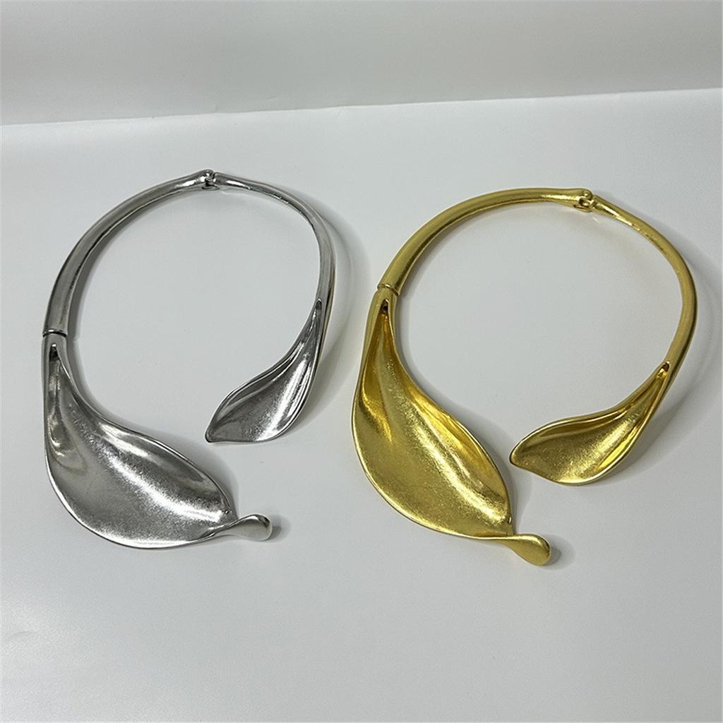 Tooxika Summer New Niche Personalised Gold Leafy Flower Collar Exaggerated Funky High Feeling Open Necklace