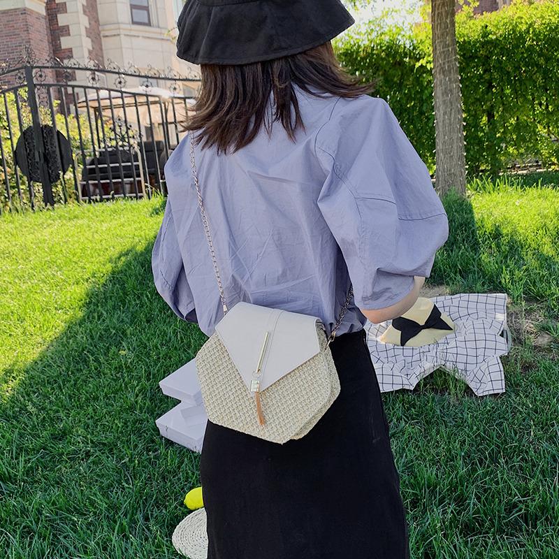 Summer Straw Bag Women Hexagon Chain Crossbody Bag Handmade Weaven Shoulder Bag Fashion Tassel Messenger Bag