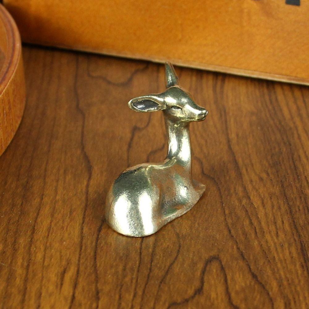 Tea Pets Vintage Brass Deer Sculpture Elegant Lucky Deer Figurines Solid Copper Unique Christmas Deer Ornament Garden Decoration