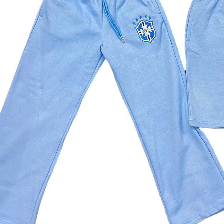 Streetwear Retro Y2K: Set personalizat cu hanorac, pantaloni de trening și pantaloni scurți
